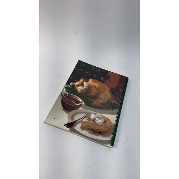 Vintage 1993 WNEP TV 16 Holiday Cookbook Vol 1 NEPA Newswatch 16 - Picture 8 of 8